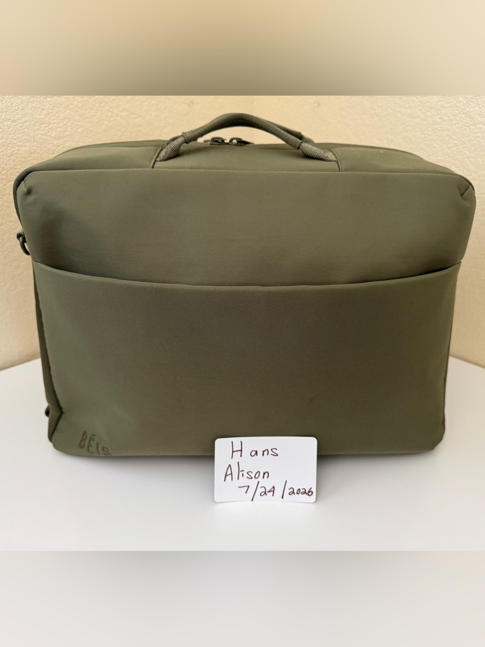 BEIS The Ultimate Travel Duffle in Olive Green